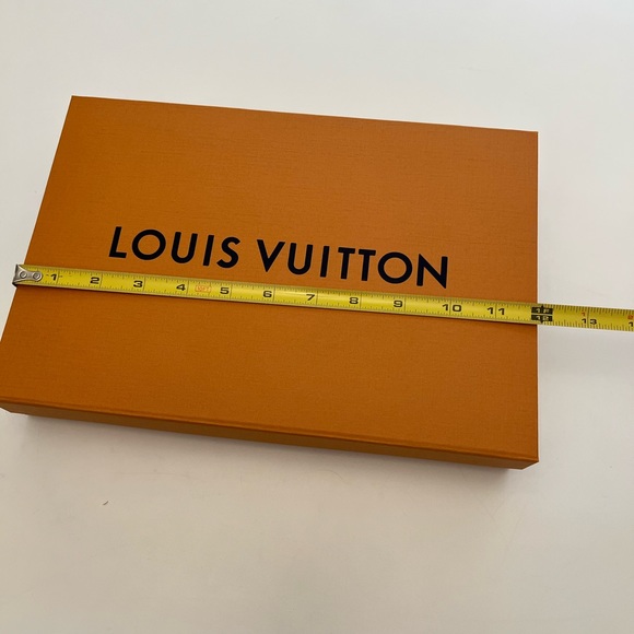 LOUIS VUITTON BOX - Picture 8 of 9